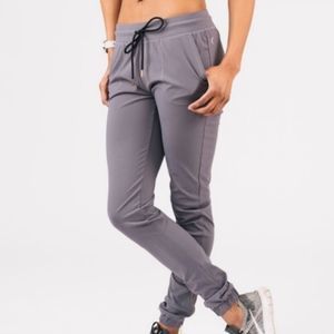 Zyia Active Peak Zipper Joggers size XL